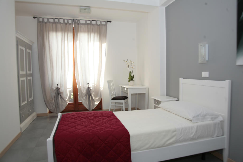 Bed & Breakfast Nettuno Comun Nuovo Chambre photo